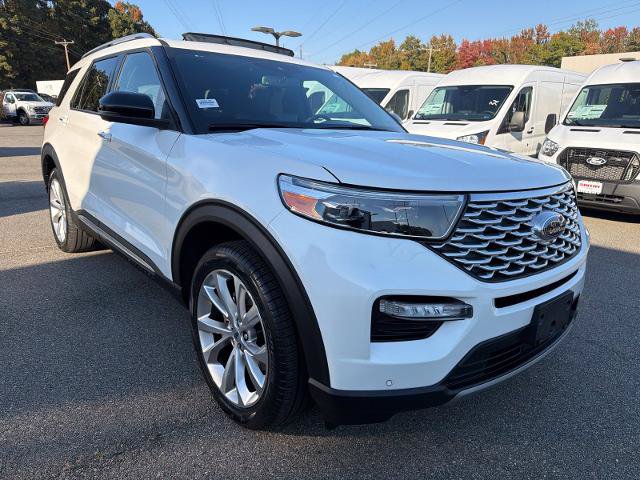 Certified 2023 Ford Explorer Platinum w/ Technology Package AWD/4WD image 1