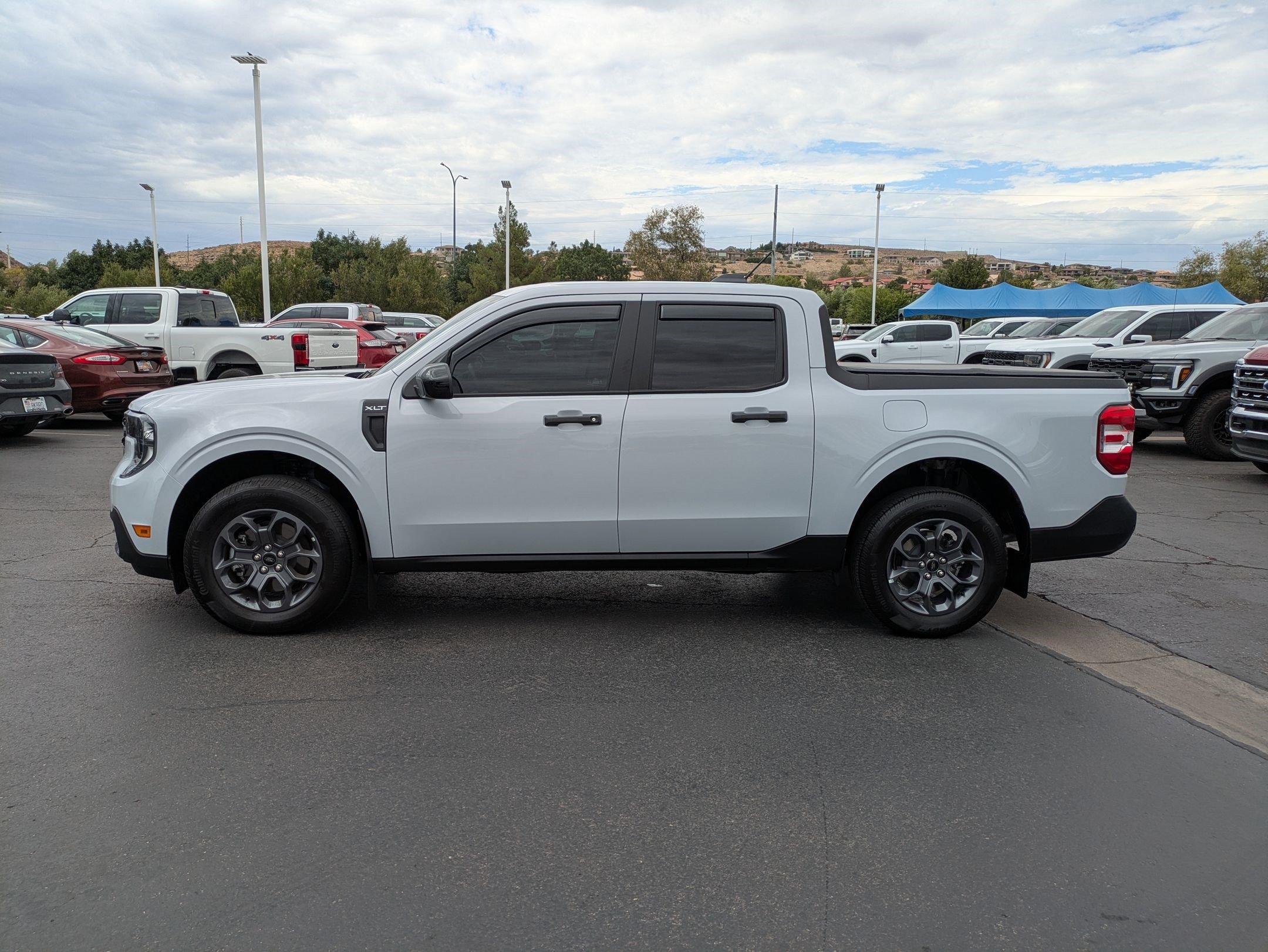 Certified 2025 Ford Maverick XLT w/ XLT Luxury Package AWD/4WD image 9