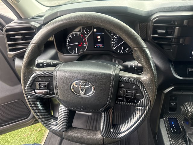 Used 2022 Toyota Tundra SR5 w/ SR5 Convenience Package RWD image 21