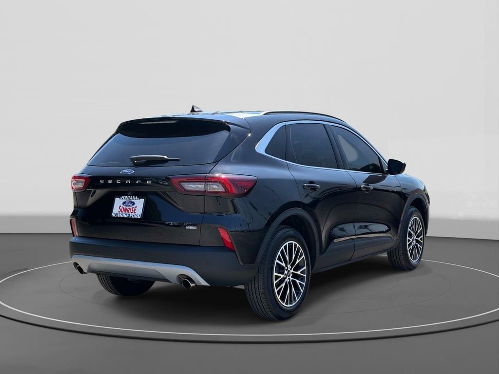Certified 2025 Ford Escape SE FWD image 5