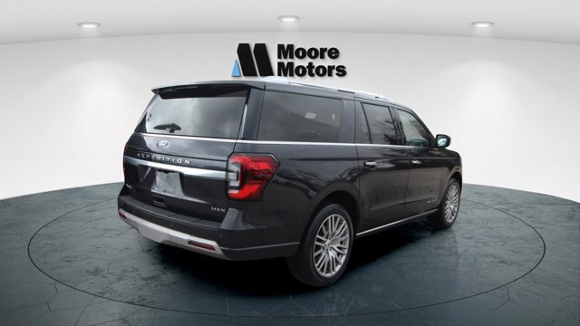 Certified 2022 Ford Expedition Max Platinum AWD/4WD image 3