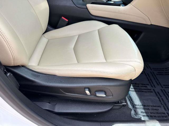 Used 2019 Cadillac XT5 FWD image 11