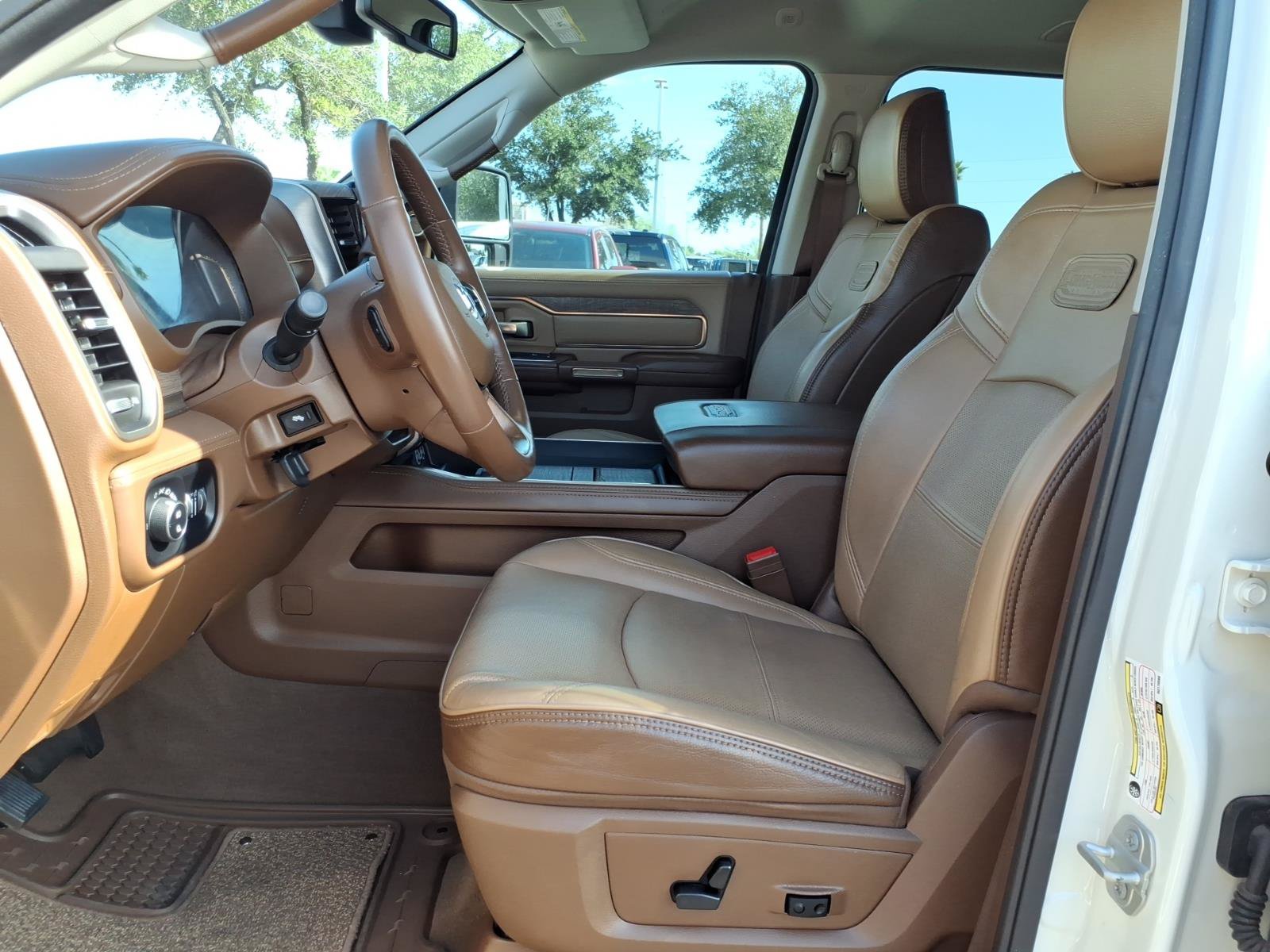 Used 2024 RAM 3500 Limited w/ Towing Technology Group AWD/4WD image 14