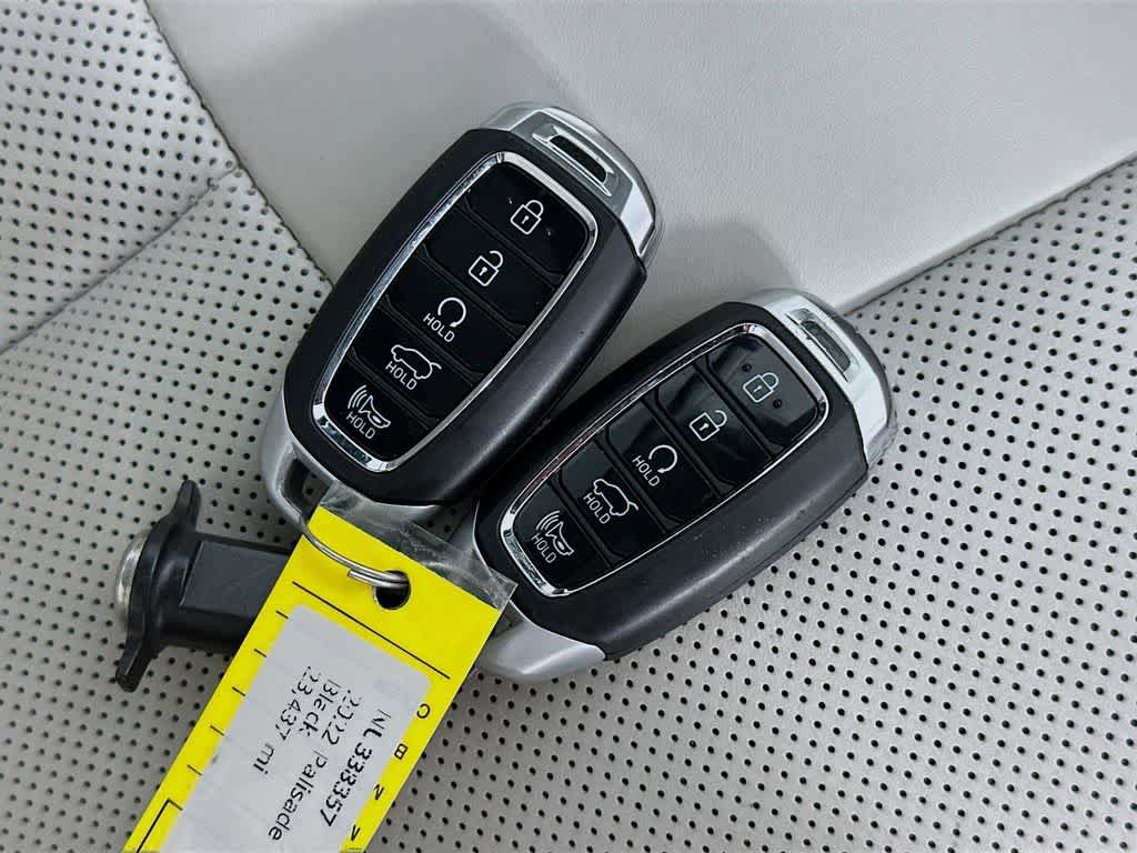 Used 2022 Hyundai Palisade Limited FWD image 22