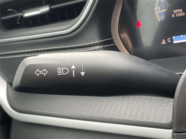 Used 2023 Jeep Grand Cherokee Altitude image 23