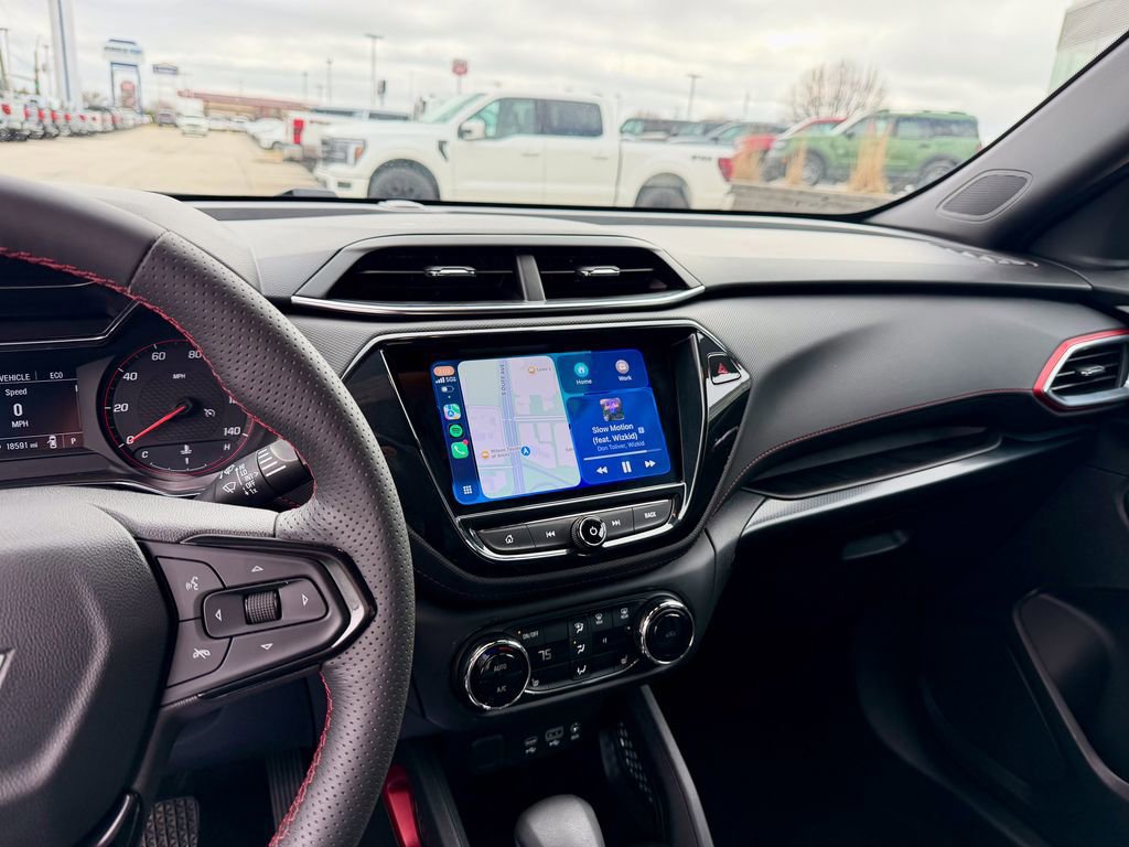 Used 2023 Chevrolet TrailBlazer RS w/ Convenience Package image 22