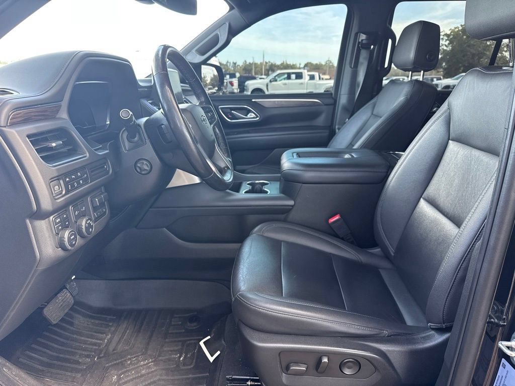 Used 2022 Chevrolet Tahoe Z71 w/ Z71 Off-Road Package AWD/4WD image 13