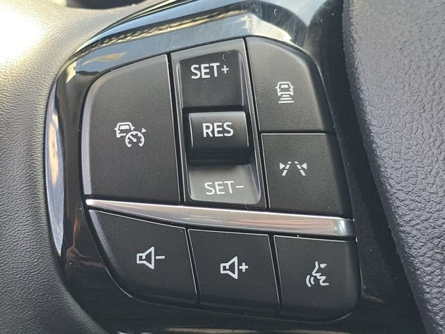 Certified 2025 Ford Escape Platinum AWD/4WD image 35