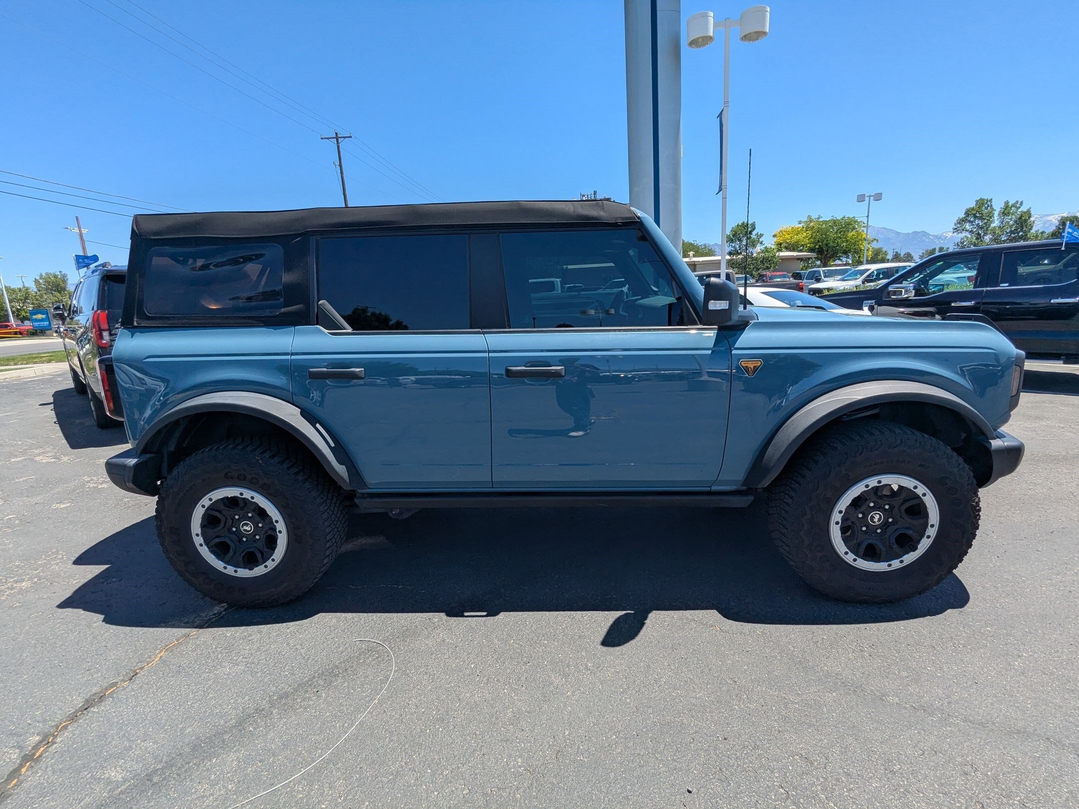 Certified 2023 Ford Bronco Badlands AWD/4WD image 2