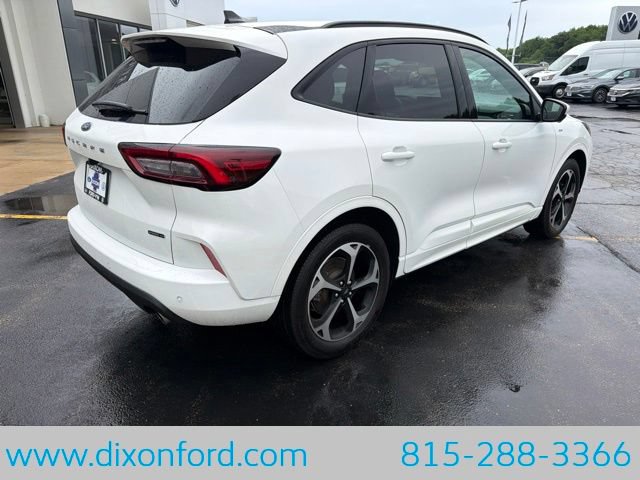 Certified 2023 Ford Escape ST-Line Elite AWD/4WD image 9