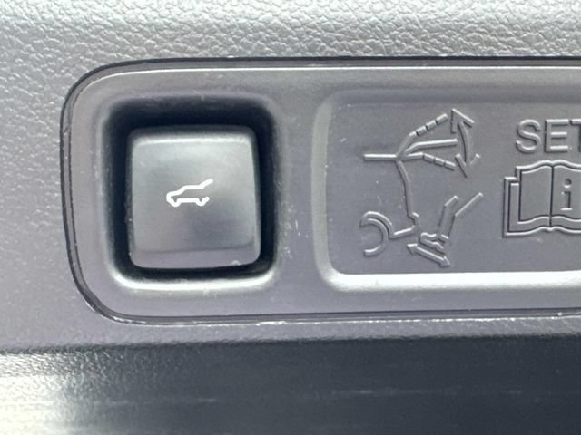 Certified 2020 Ford Expedition Limited w/ Equipment Group 301A RWD image 15