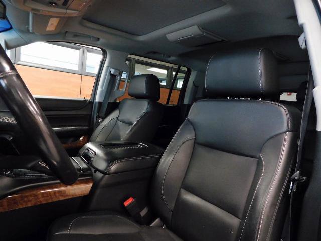 Used 2019 Chevrolet Suburban Premier image 31