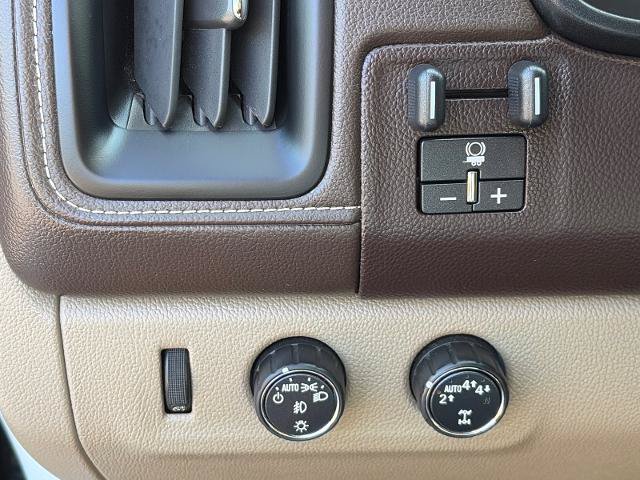 Used 2018 GMC Canyon SLT w/ Driver Alert Package AWD/4WD image 17