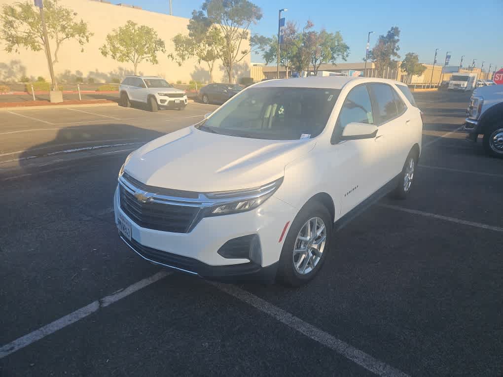 Used 2023 Chevrolet Equinox LT FWD image 1
