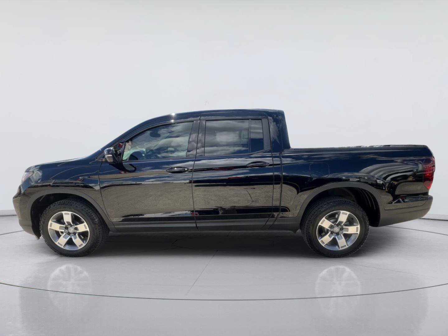 Used 2026 Honda Ridgeline Black Edition image 6