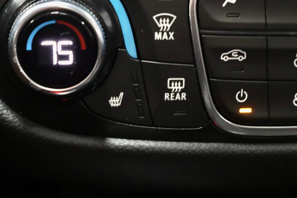 Used 2022 Chevrolet Equinox Premier AWD/4WD image 12