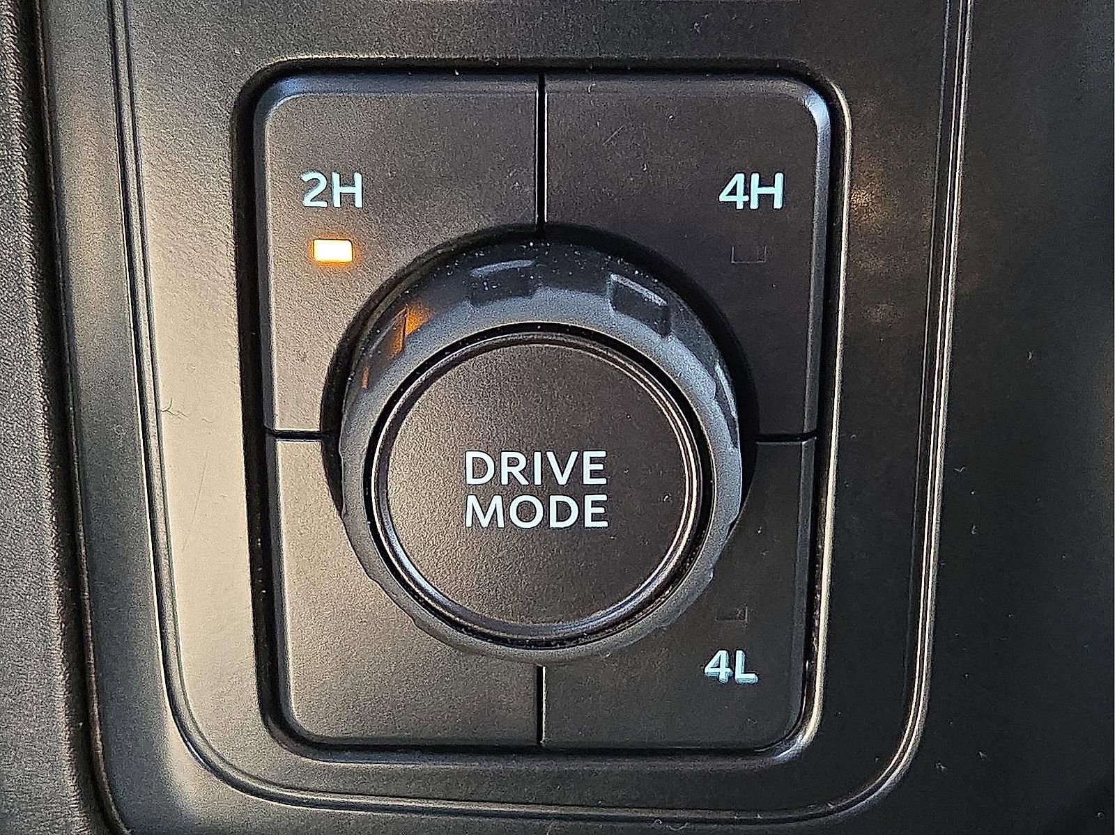 Certified 2025 Ford F250 XLT image 17