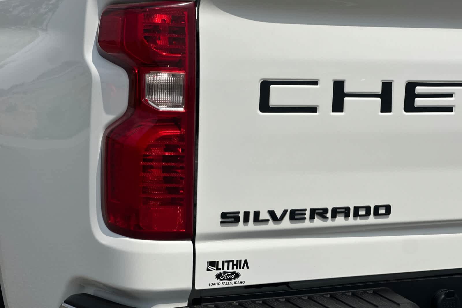 Used 2025 Chevrolet Silverado 2500 LT w/ Convenience Package AWD/4WD image 26