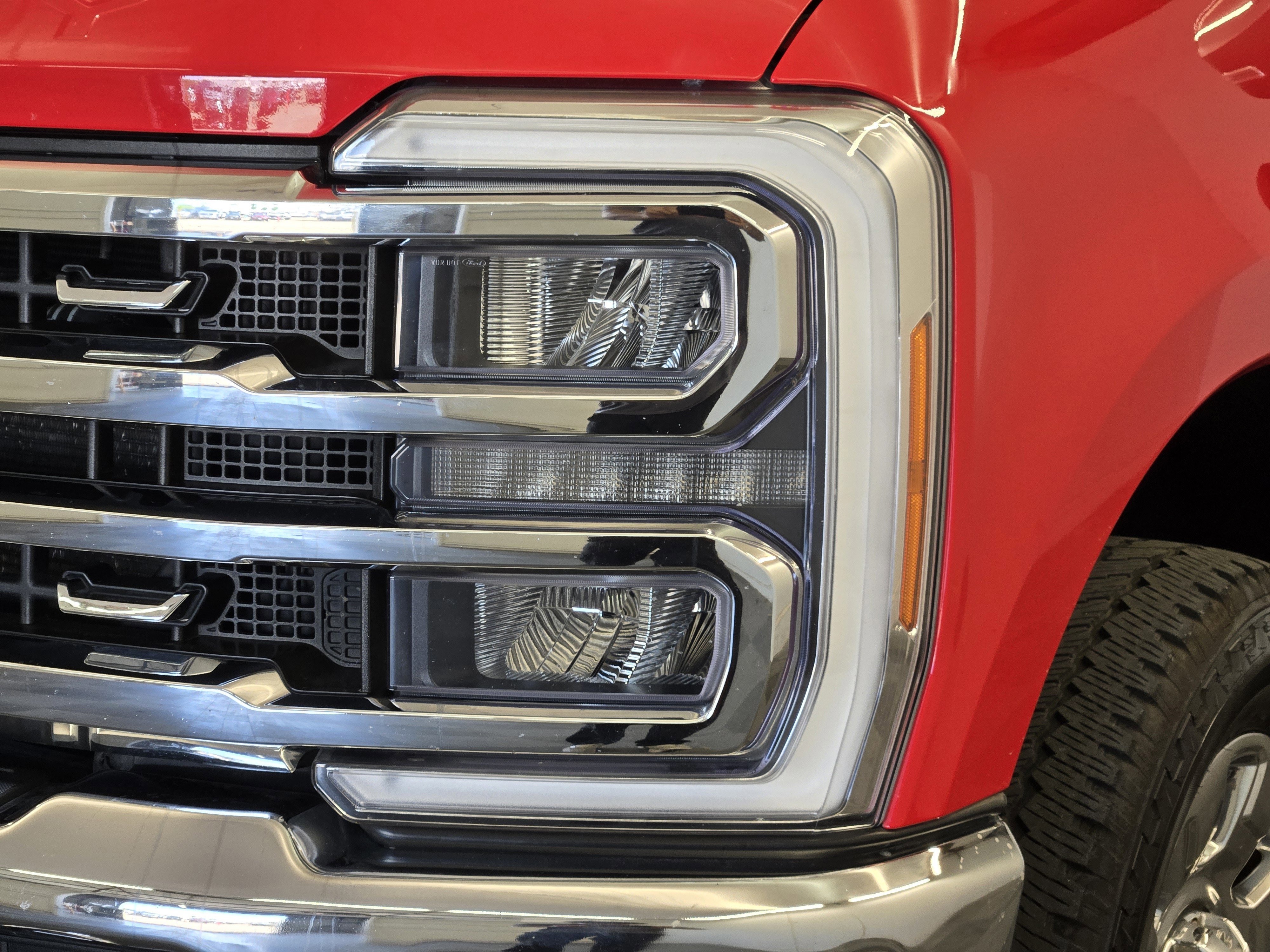 Certified 2023 Ford F250 Lariat w/ Chrome Package AWD/4WD image 8