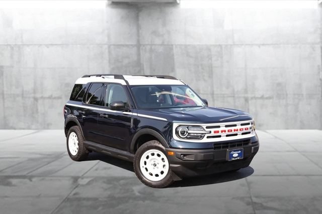 Certified 2023 Ford Bronco Sport Heritage w/ Heritage Convenience Package AWD/4WD image 2