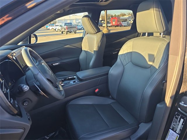 Used 2023 Lexus RX 350h image 11