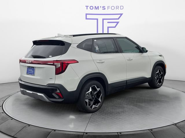 Used 2024 Kia Seltos EX AWD/4WD image 5