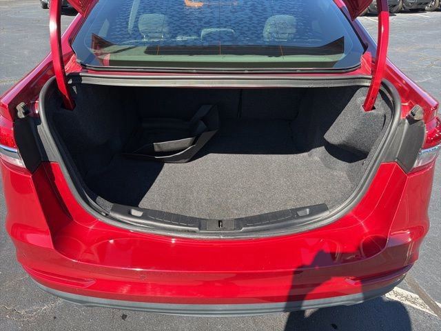 Certified 2020 Ford Fusion SE image 9