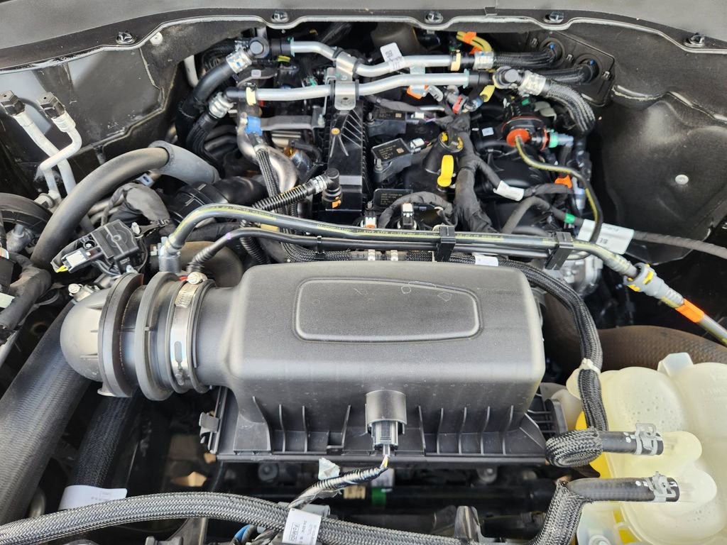 Certified 2024 Ford Explorer XLT w/ Equipment Group 202A RWD image 30
