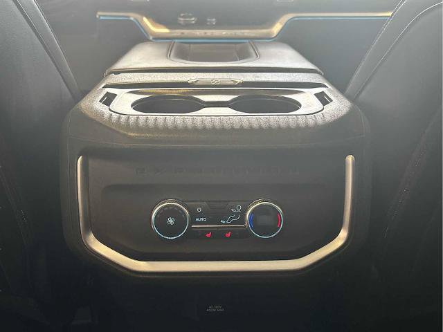 Certified 2025 Ford Expedition Platinum w/ Driver's Package AWD/4WD image 19