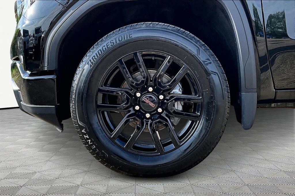 Used 2024 GMC Sierra 1500 Elevation AWD/4WD image 11