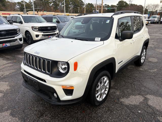 Used 2023 Jeep Renegade Latitude w/ Premium Group image 1