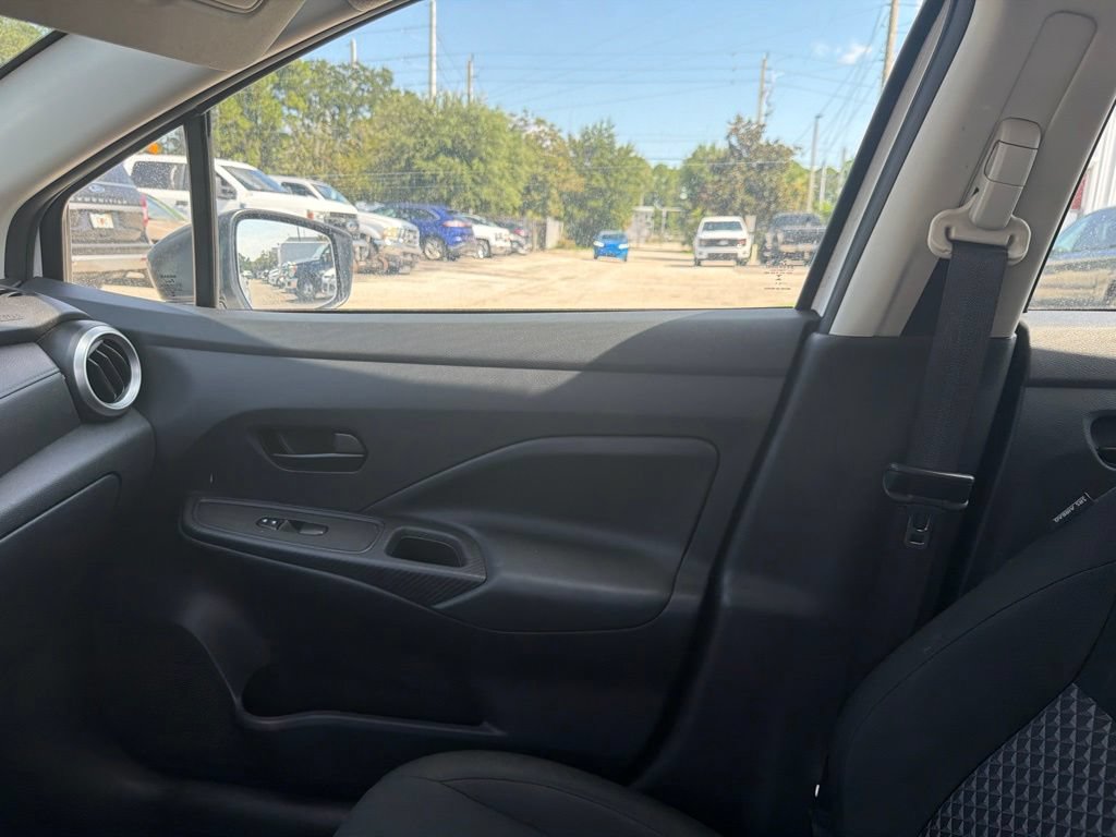 Used 2024 Nissan Versa S w/ Trunk Package FWD image 15
