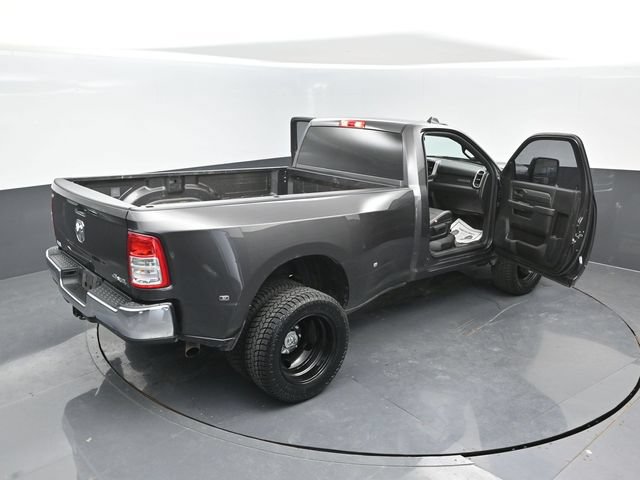 Used 2024 RAM 3500 Tradesman w/ Chrome Appearance Group AWD/4WD image 27