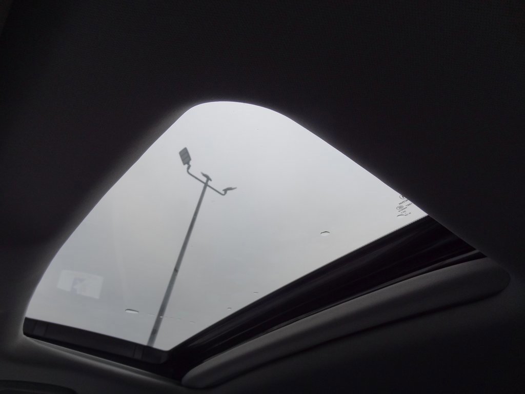 Used 2019 Acura MDX FWD w/ Advance Package image 11