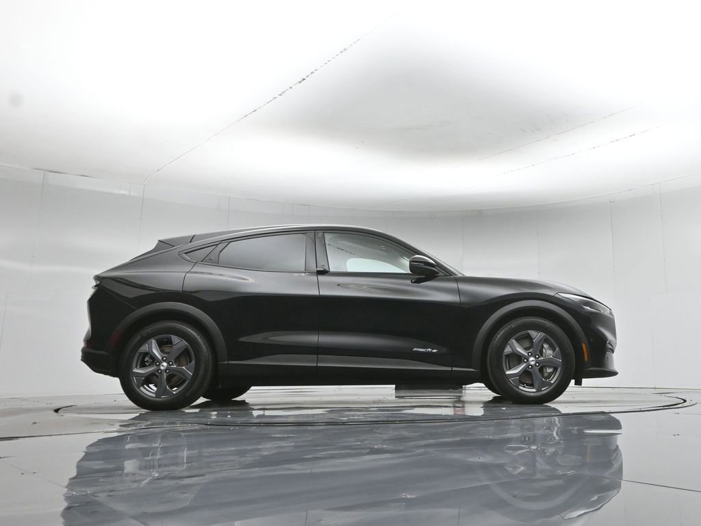 Certified 2023 Ford Mustang Mach-E Select image 9