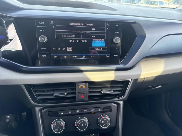 Used 2022 Volkswagen Taos SE image 28