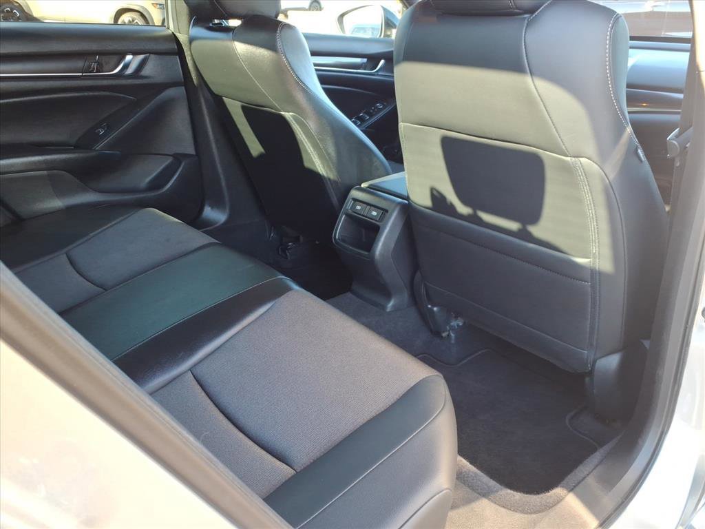 Used 2022 Honda Accord Sport image 13