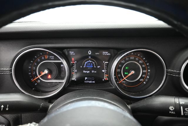 Used 2020 Jeep Gladiator Overland AWD/4WD image 14