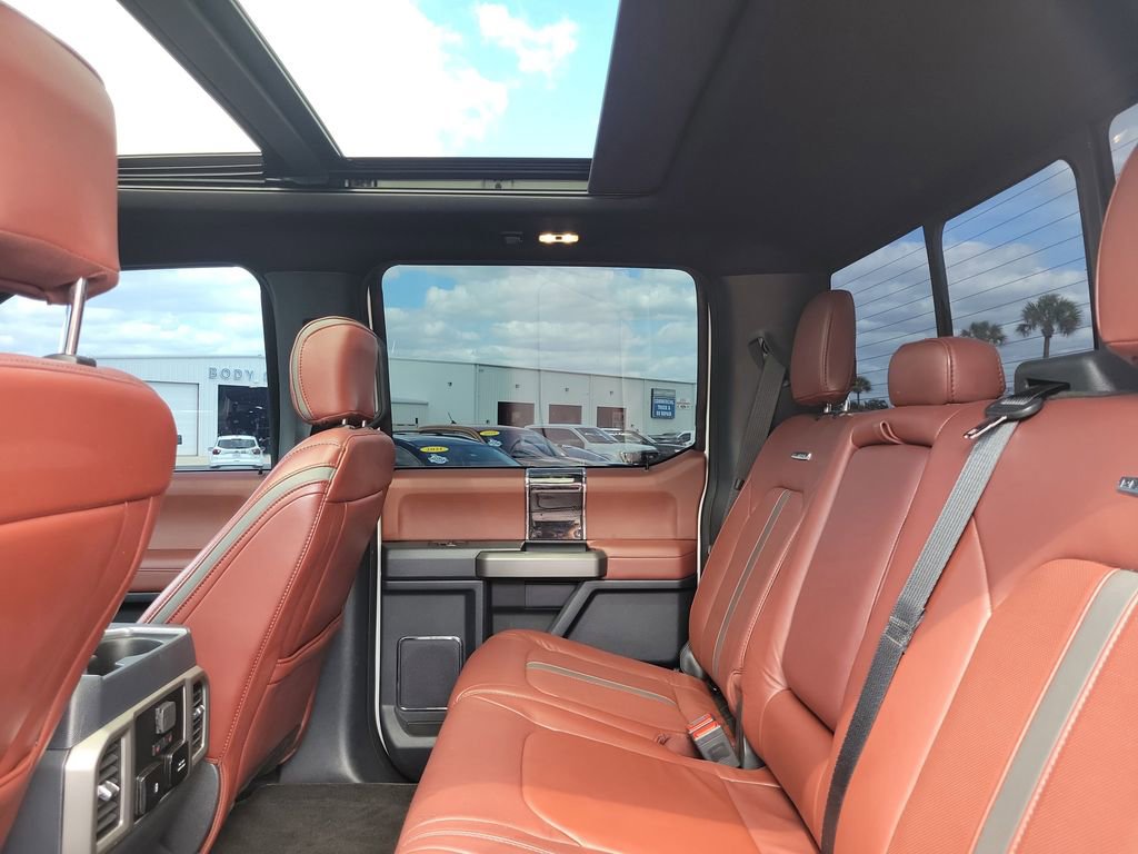 Certified 2022 Ford F350 Platinum w/ FX4 Off-Road Package image 9