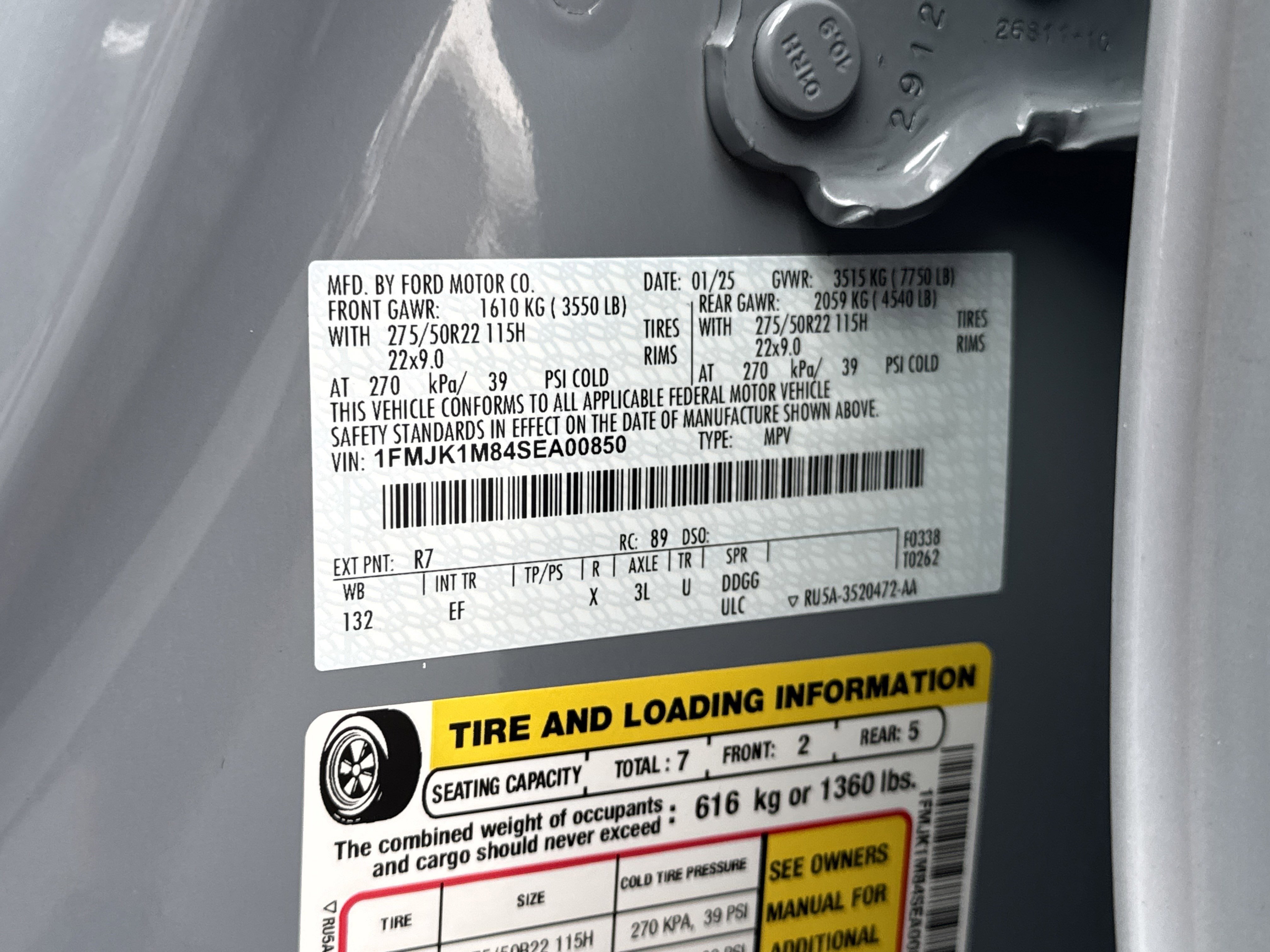 Certified 2025 Ford Expedition Max Platinum w/ Driver's Package image 31