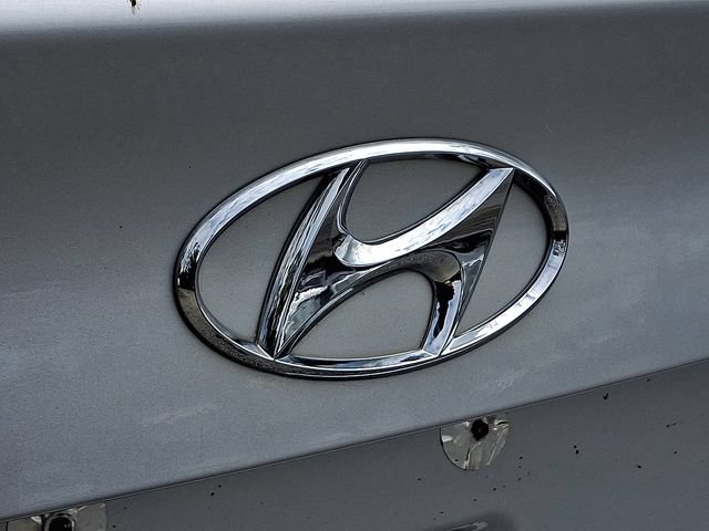 Used 2017 Hyundai Elantra SE w/ Cargo Package FWD image 31