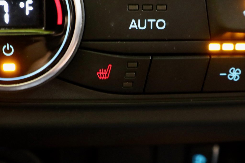 Certified 2022 Ford Maverick Lariat w/ Lariat Luxury Package image 11