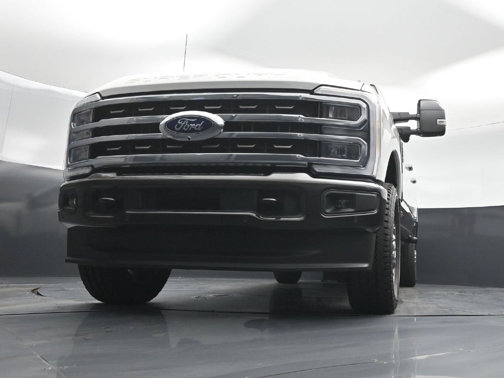 Certified 2025 Ford F250 King Ranch AWD/4WD image 45