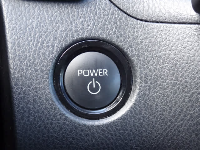 Used 2025 Toyota Camry LE FWD image 19
