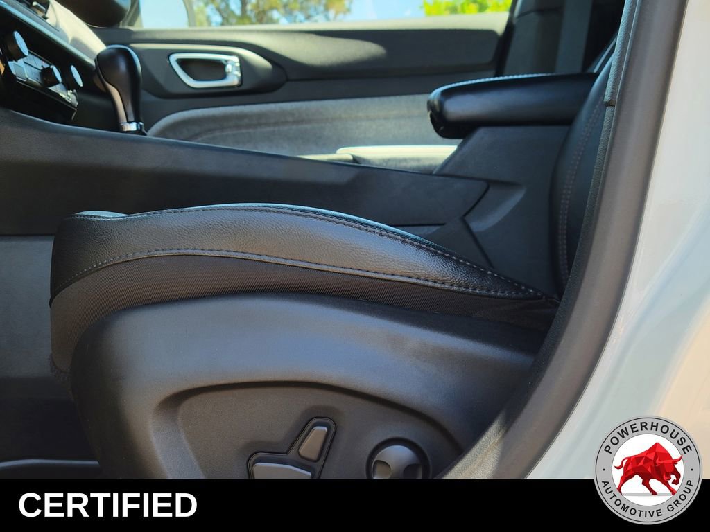 Used 2023 Jeep Compass Latitude AWD/4WD image 24