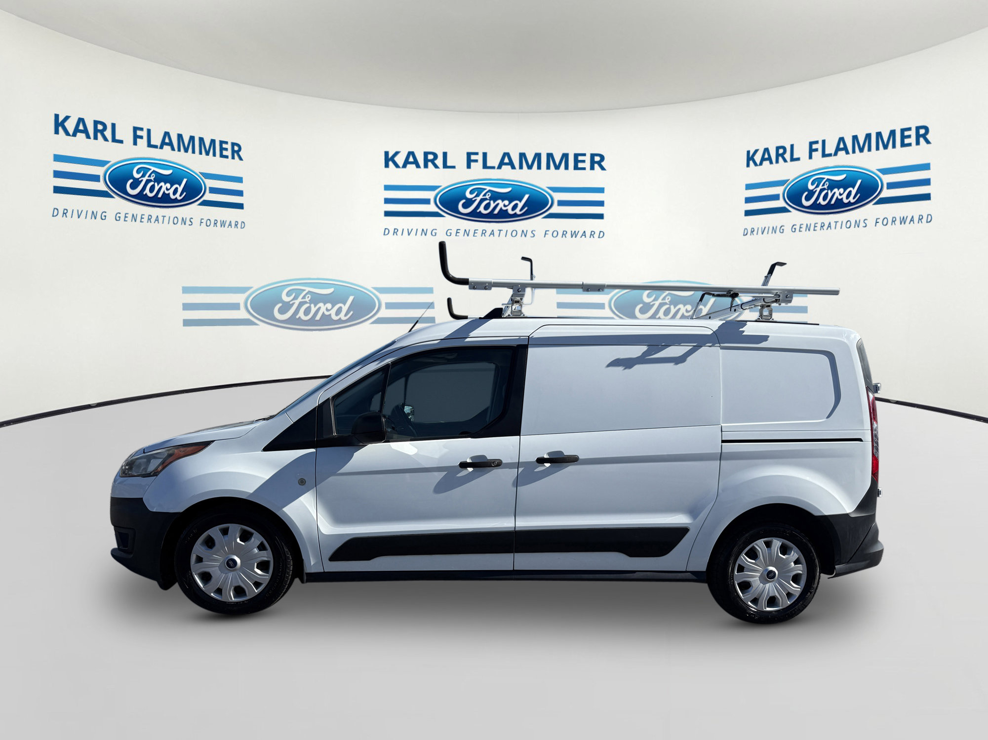 Certified 2020 Ford Transit Connect XL image 5