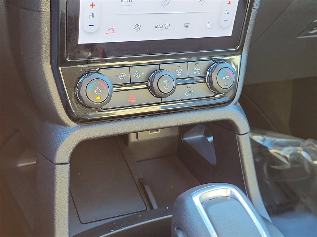 Certified 2025 Ford Ranger XLT w/ Equipment Group 301A High image 27