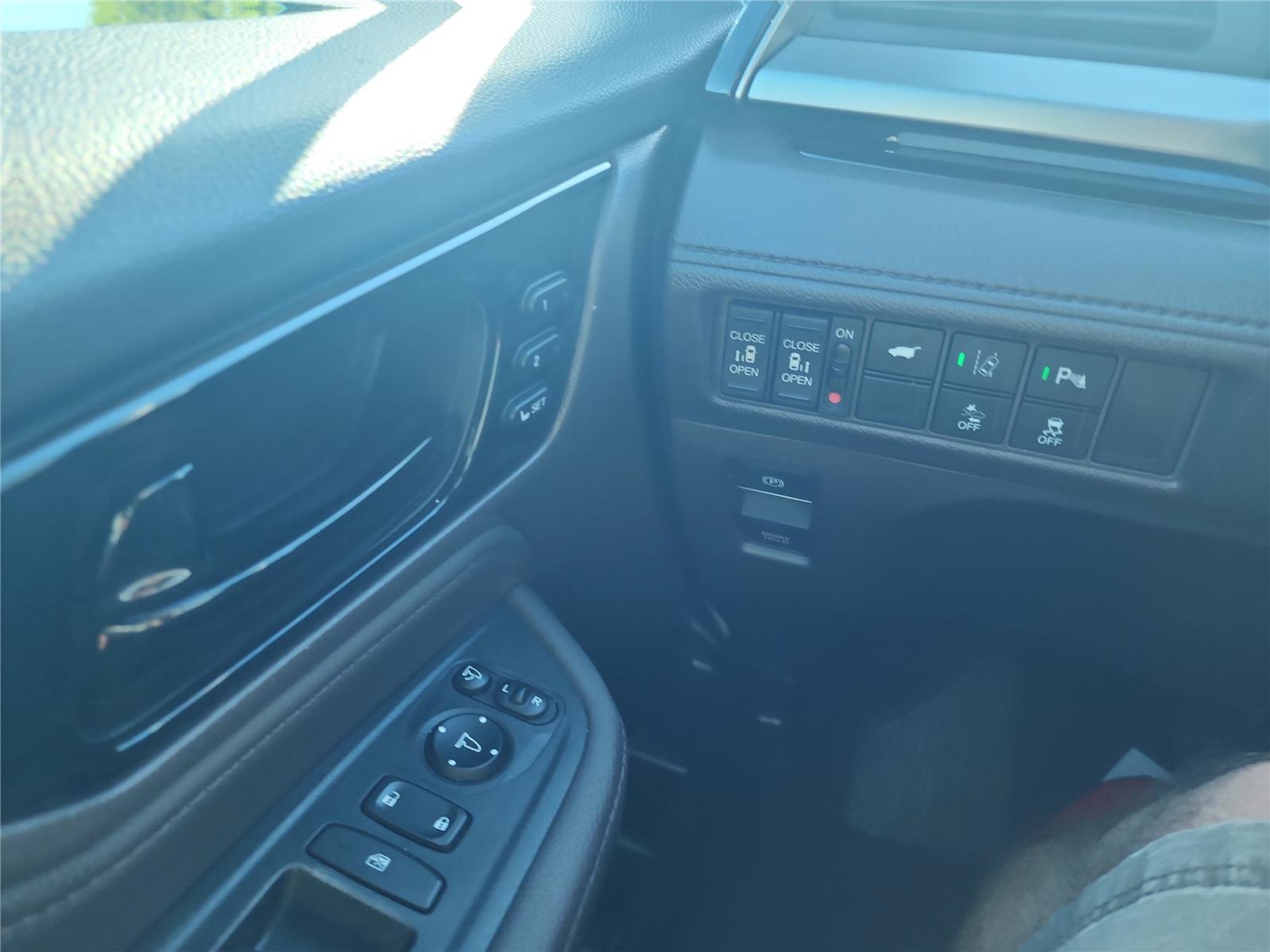 Used 2020 Honda Odyssey Elite image 27