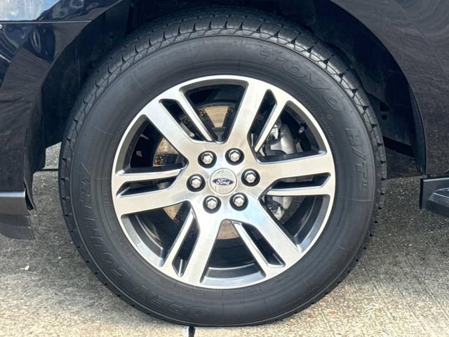 Certified 2023 Ford Expedition XLT RWD image 6