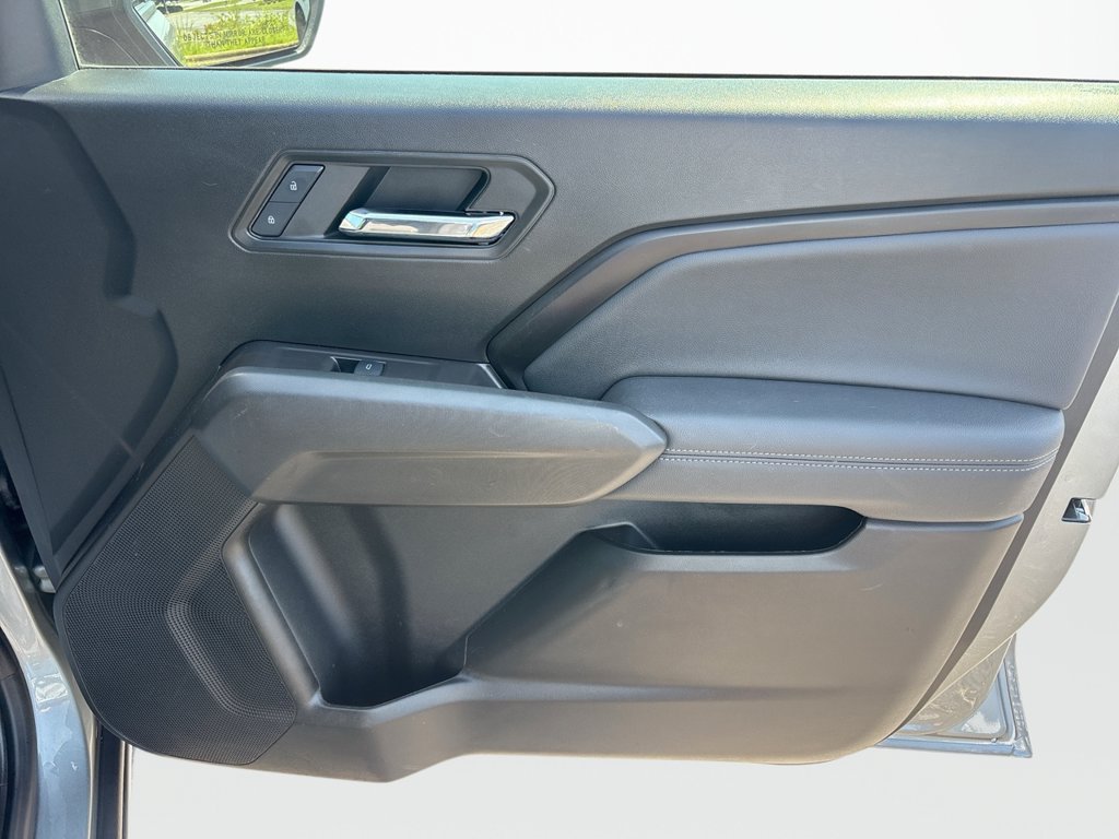 Used 2024 Chevrolet Colorado LT w/ LT Convenience Package RWD image 15